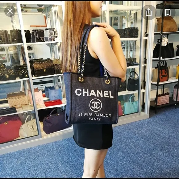 ❤️ SOLD Chanel Small Denim Blue Deauville Tote with gold hardware - Picture 13 of 16